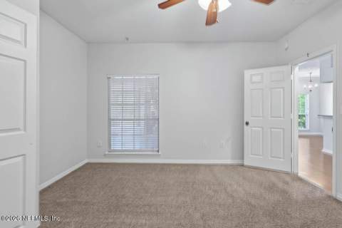 7800 Point Meadows Drive #126, Jacksonville FL - photo 22 of 49
