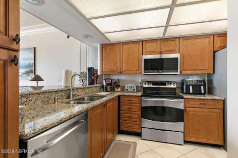 707 1st Street #601, Jacksonville Beach FL - photo 15 of 36