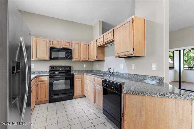 1 bedroom Condominium at 10150 Belle Rive Boulevard #204, Lakecrest, Jacksonville — photo 4