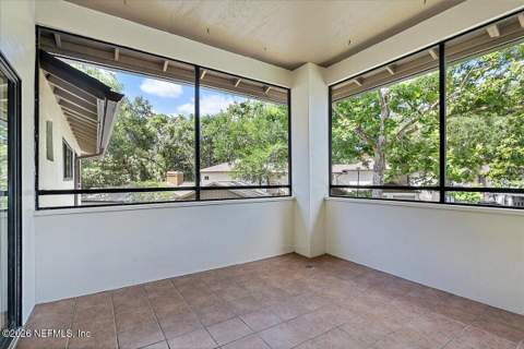 10150 Belle Rive Boulevard #204, Jacksonville FL - photo 8 of 19