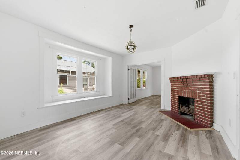 3 bedroom Single Family Residence at 502 W 18th Street, North Springfield Heights, Jacksonville — photo 2
