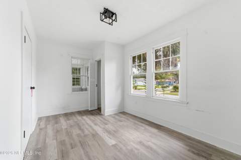 502 W 18th Street, Jacksonville FL - photo 14 of 17