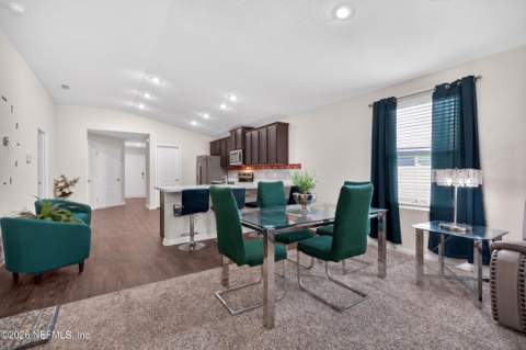 5990 Bucking Bronco Drive, Jacksonville FL - photo 13 of 42