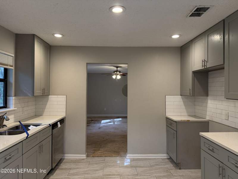 4 bedroom Single Family Residence at 22979 NE County Road 200B, Lawtey, Lawtey — photo 4