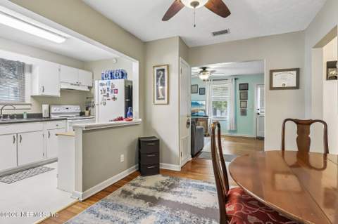 4833 Post Street, Jacksonville FL - photo 8 of 29