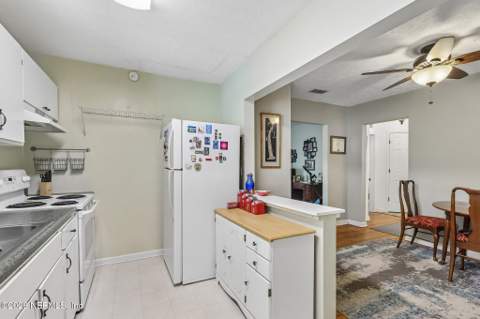 4833 Post Street, Jacksonville FL - photo 12 of 29