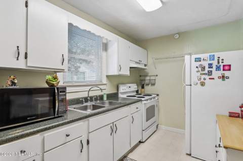 4833 Post Street, Jacksonville FL - photo 13 of 29