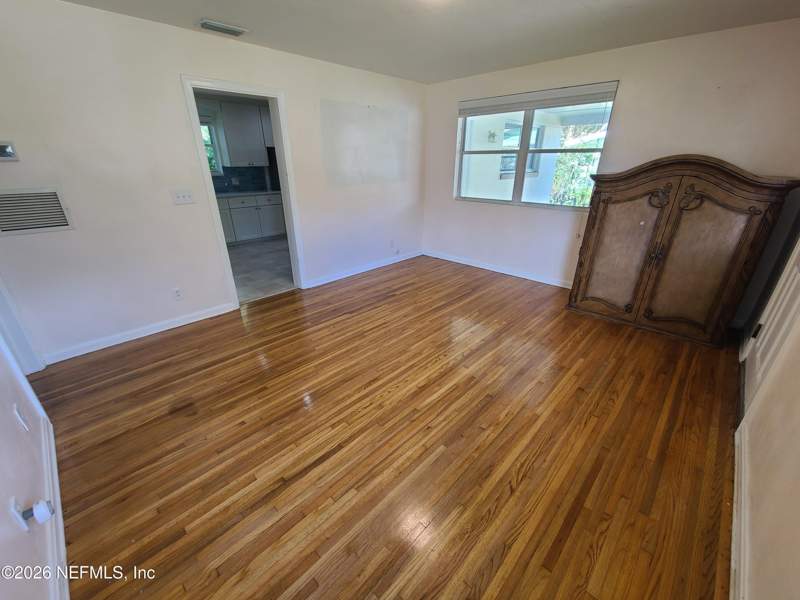 3 bedroom Single Family Residence at 4512 Ish Brant Road, Cedar Hill Estates, Jacksonville — photo 5