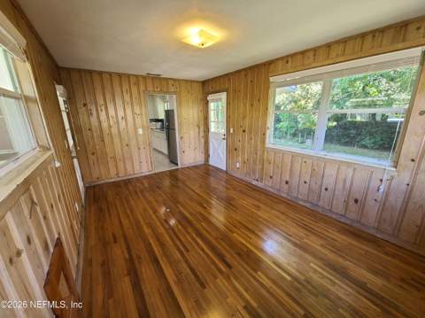 4512 Ish Brant Road, Jacksonville FL - photo 13 of 45