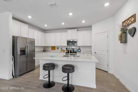 2841 Hammock Dale Court, Green Cove Springs FL - photo 17 of 38