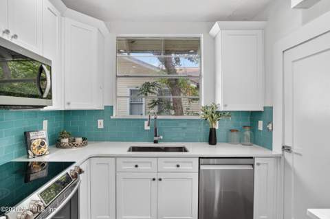 2902 Remington Street, Jacksonville FL - photo 10 of 43