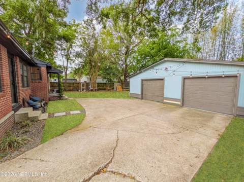 4224 Redwood Avenue, Jacksonville FL - photo 19 of 25