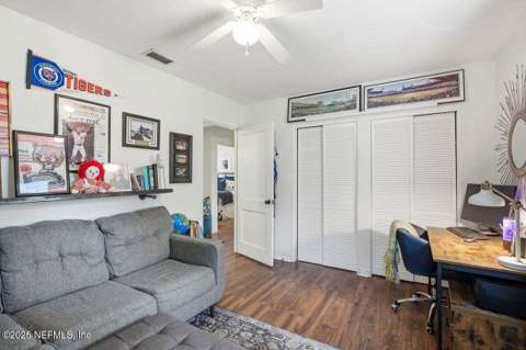 4531 Milstead Road, Jacksonville FL - photo 17 of 33