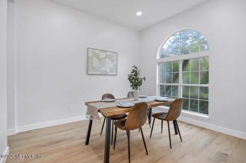 14122 Summer Breeze Drive, Jacksonville FL - photo 17 of 36