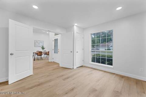 14122 Summer Breeze Drive, Jacksonville FL - photo 20 of 36