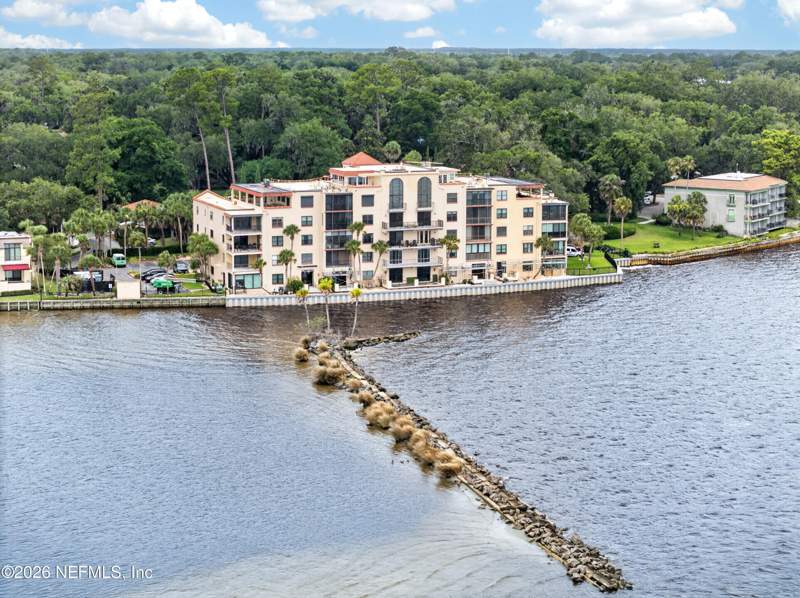 2 bedroom Condominium at 2199 Astor Street #503, Continental Palace, Orange Park — photo 3