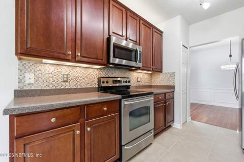 11852 Surfbird Circle #41G, Jacksonville FL - photo 13 of 66