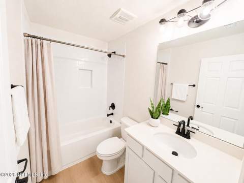 6278 Restlawn Drive, Jacksonville FL - photo 24 of 33