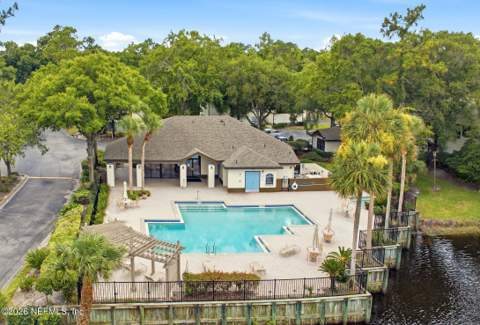 10150 Belle Rive Boulevard #204, Jacksonville FL - photo 13 of 19
