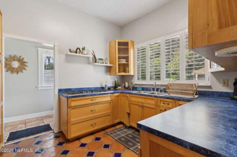 2974 Gilmore Street, Jacksonville FL - photo 10 of 28