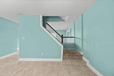 8203 Sutton Place, Jacksonville FL - photo 23 of 46
