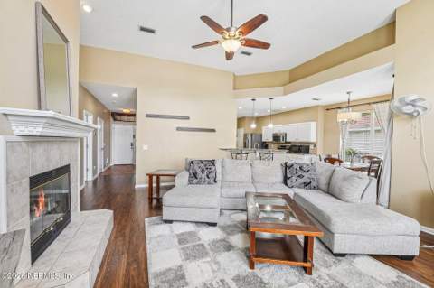 1629 Sandy Springs Drive, Fleming Island FL - photo 16 of 81