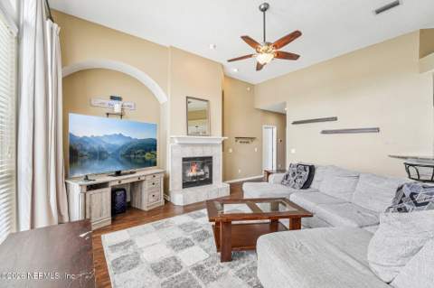 1629 Sandy Springs Drive, Fleming Island FL - photo 17 of 81