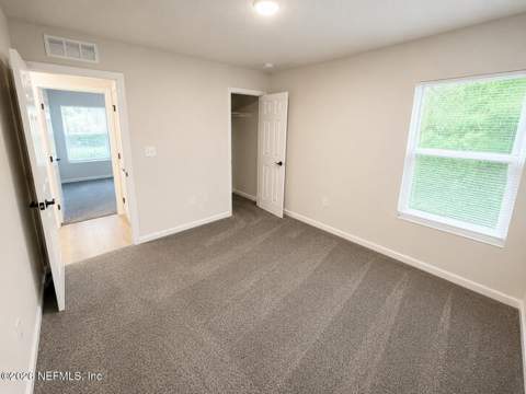 6278 Restlawn Drive, Jacksonville FL - photo 20 of 33