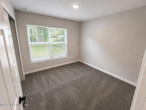 6278 Restlawn Drive, Jacksonville FL - photo 16 of 33
