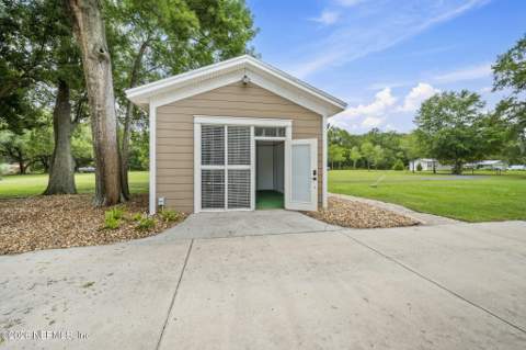 10814 Morningside Lane, Glen St. Mary FL - photo 7 of 41