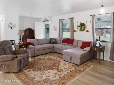 334 7th Way, Interlachen FL - photo 7 of 38