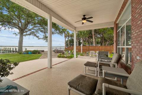 9006 Heckscher Drive, Jacksonville FL - photo 23 of 35