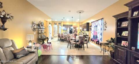 16271 Magnolia Grove Way, Jacksonville FL - photo 8 of 24