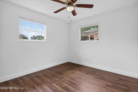 7028 Lincoln Circle, Jacksonville FL - photo 22 of 33