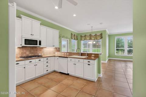 776 Eagle Point Drive, St. Augustine FL - photo 10 of 37