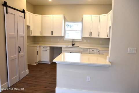 1069 Spearing Street, Jacksonville FL - photo 6 of 21