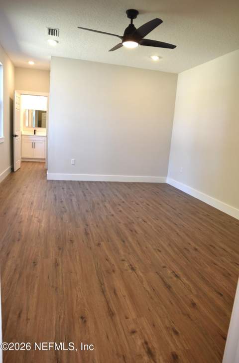 1069 Spearing Street, Jacksonville FL - photo 10 of 21