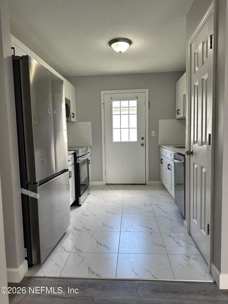 3 bedroom Single Family Residence at 1394 Manotak Avenue, Lackawanna Townsite, Jacksonville — photo 3