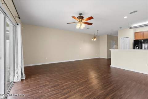 9390 Grand Falls Drive, Jacksonville FL - photo 6 of 6