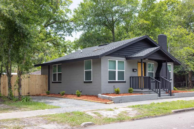 2 bedroom Single Family Residence at 1350 W 19th Street, Grand Boulevard, Jacksonville — photo 3