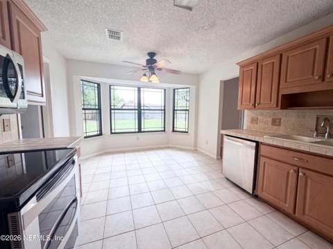 2441 Longwood Street, Orange Park FL - photo 13 of 16