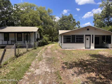 12746 Woodland Avenue, Jacksonville FL - photo 17 of 33