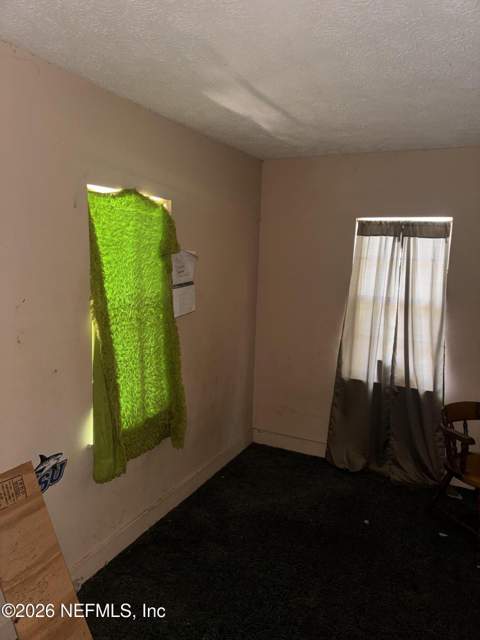 12746 Woodland Avenue, Jacksonville FL - photo 9 of 33