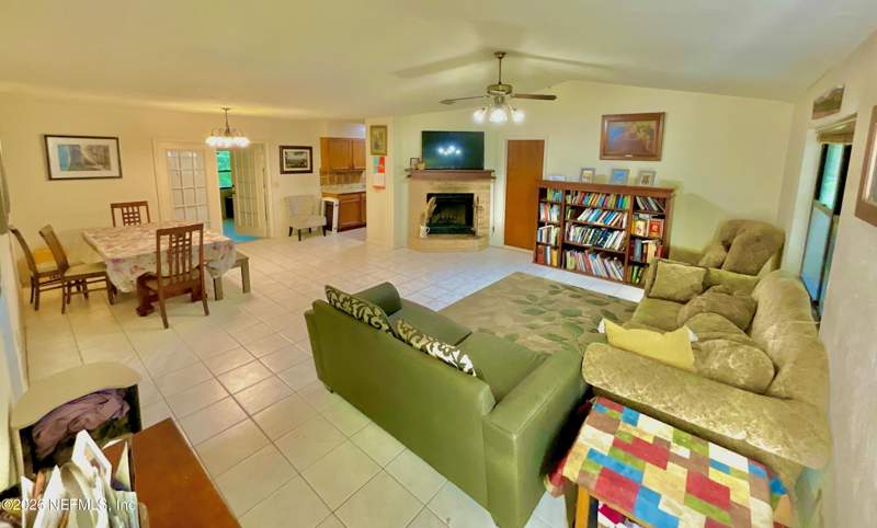 3 bedroom Single Family Residence at 5918 County Road 219, Hillcrest Highlands, Melrose — photo 3