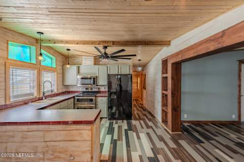 15974 Shark Road, Jacksonville FL - photo 12 of 39