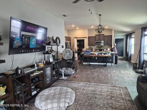 6146 Bucking Bronco Drive, Jacksonville FL - photo 8 of 29