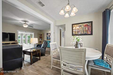 1102 Meadow Drive, Orange Park FL - photo 9 of 40