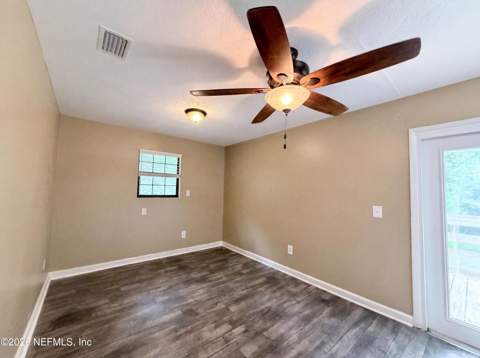 94 Conifer Circle, Middleburg FL - photo 8 of 16