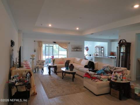 1484 Huntley Hollow Drive, Jacksonville FL - photo 10 of 24