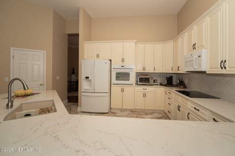 13175 Wexford Hollow Road, Jacksonville FL - photo 14 of 57